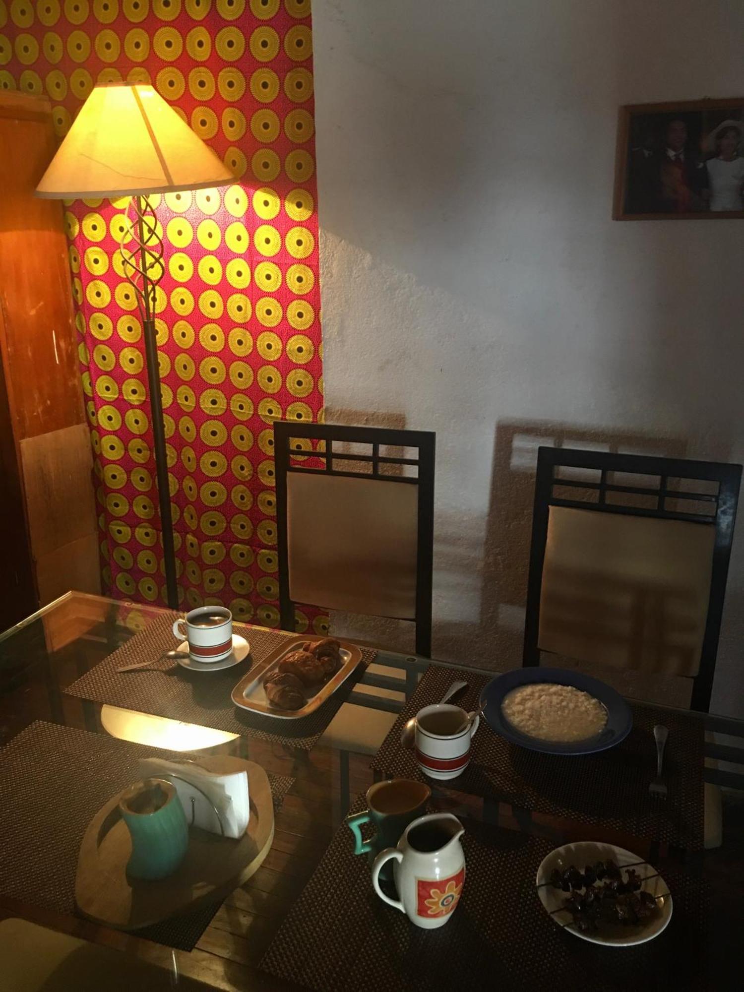 Le Fumoir Guest House Chambre Double Antananarivo Eksteriør billede